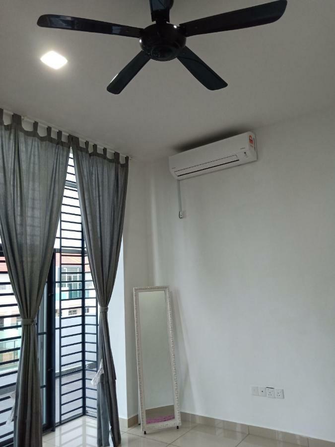 Casuarina Sea Breeze Homestay *